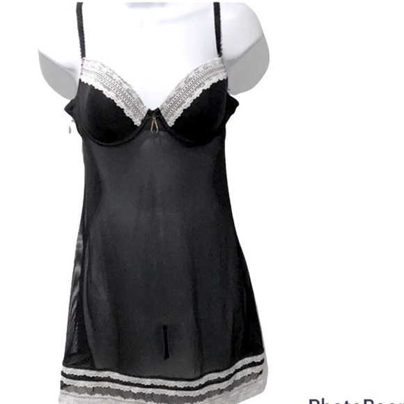 Marilyn Monroe Intimates & Sleepwear Marilyn Monroe Sheer Slip